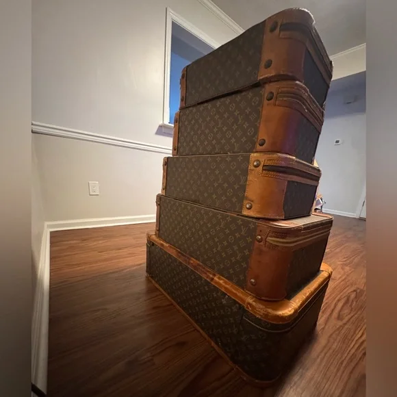 Louis Vuitton Brown and Tan Travel Bags - Picture 4 of 4